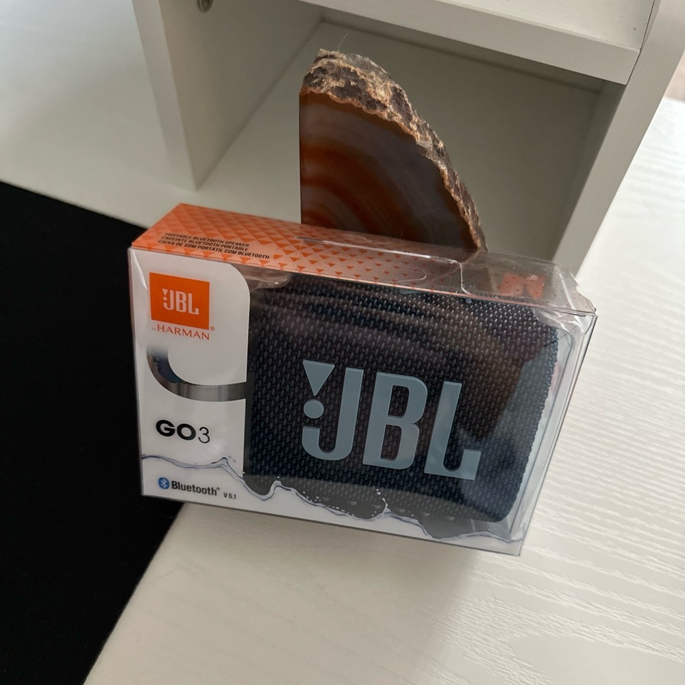 JBL Go 3: Portable Speaker with Bluetooth